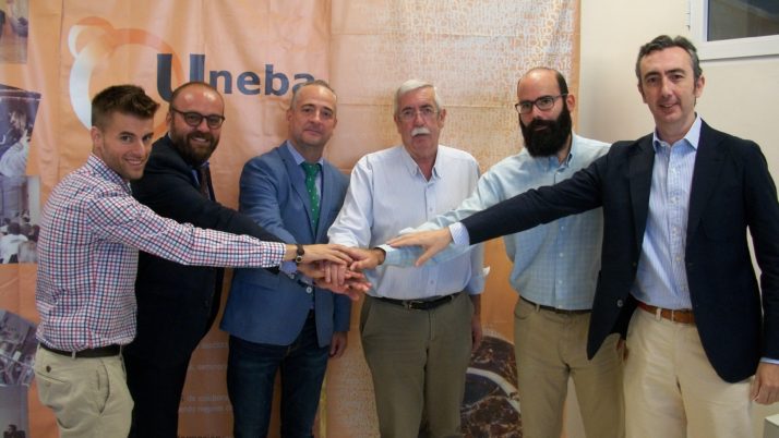 Convenio entre Grupoasesores y la Unión de Empresarios de Baena (UNEBA)